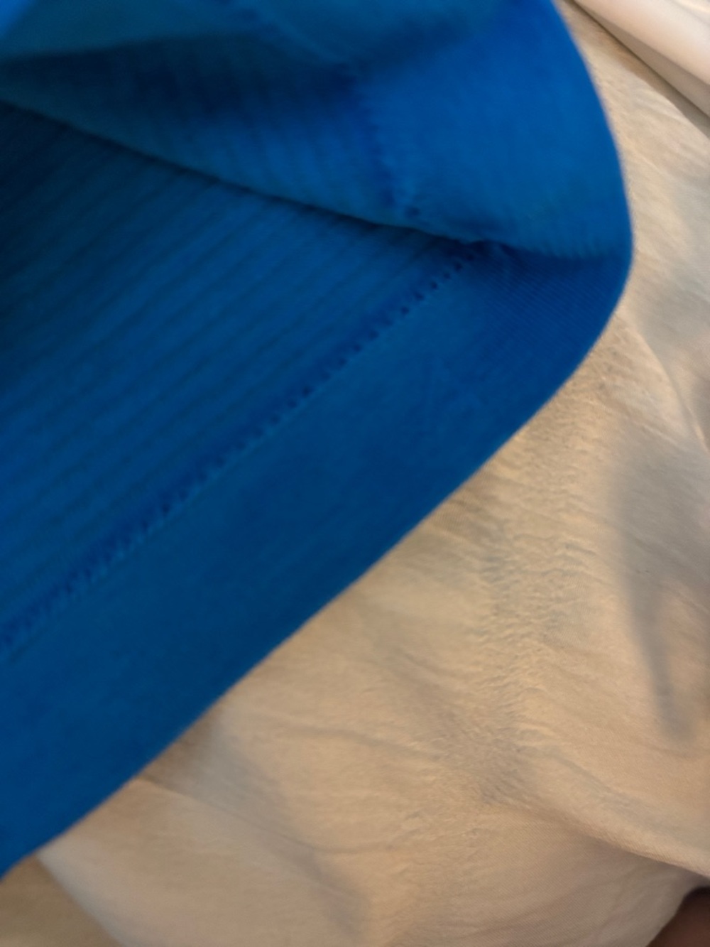 Poolside Lululemon Top - Picture 3 of 3